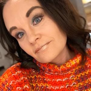 Meet your Posher, Kara